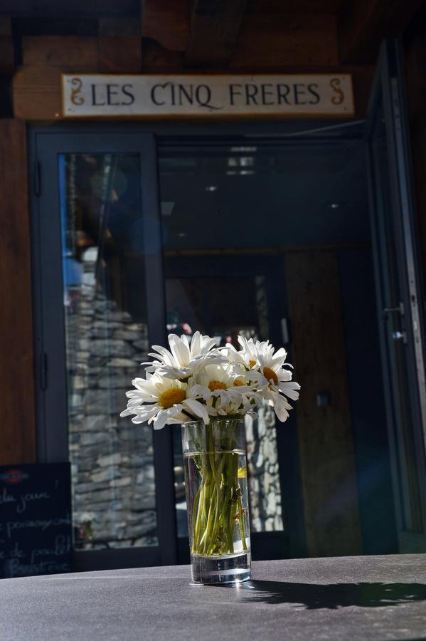 Maison De Famille Les 5 Freres Val-dʼIsère Exterior foto