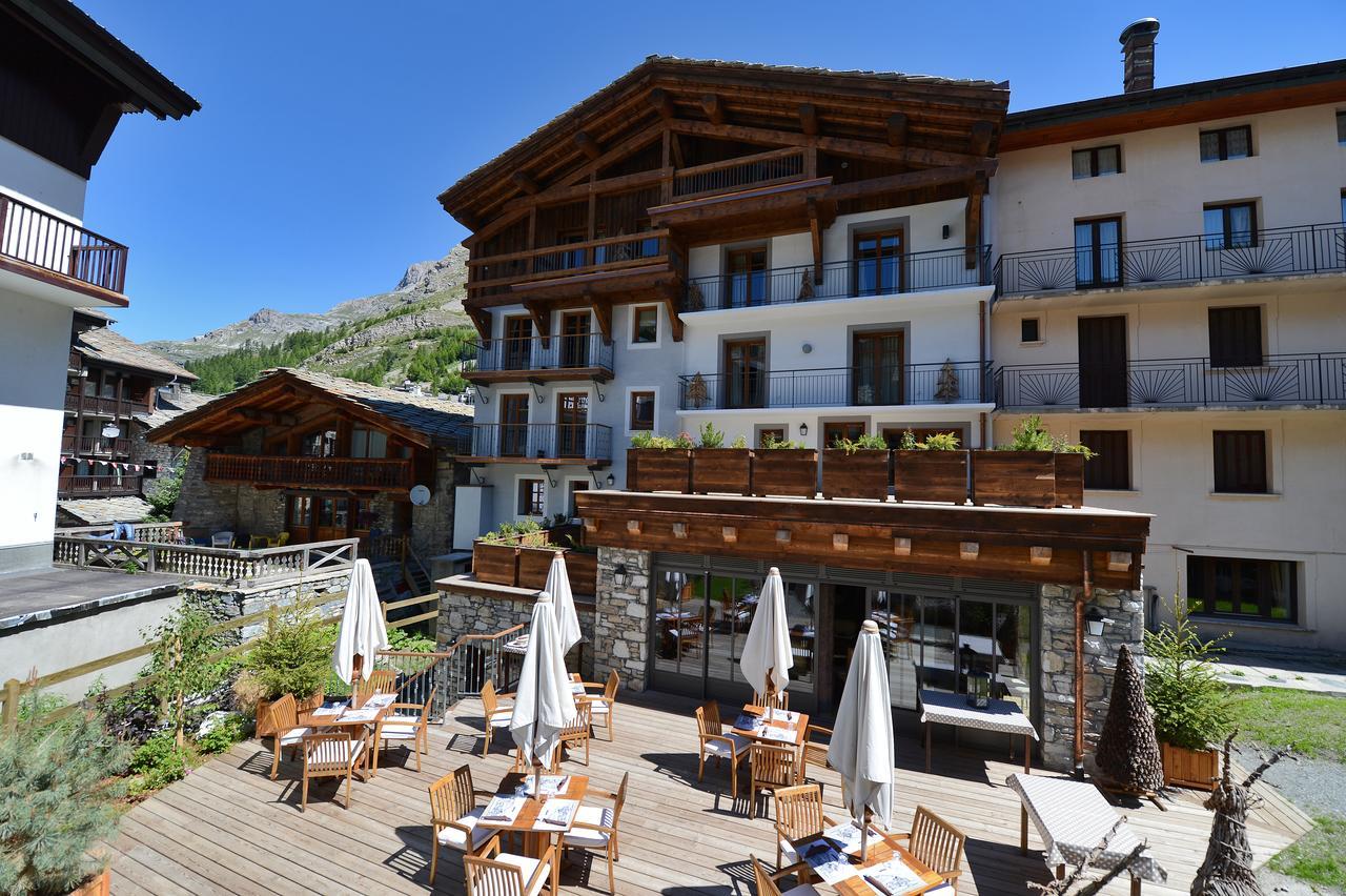 Maison De Famille Les 5 Freres Val-dʼIsère Exterior foto